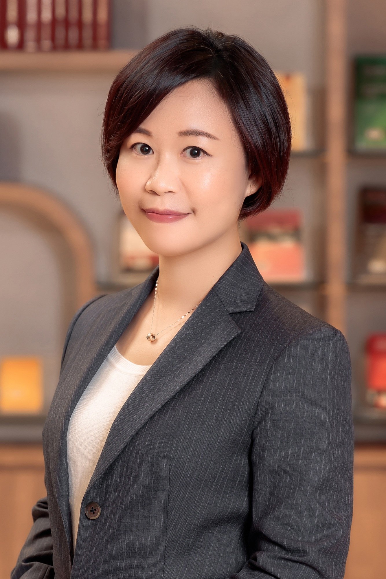 陸敬華 Ching-Hua Lu